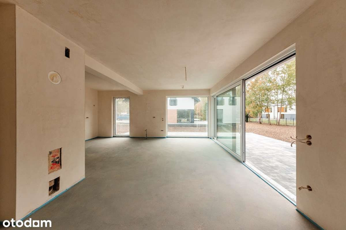 Nowy DOM z panoramicznymi oknami i garażem | Pośród Lasu | Blisko S8-9