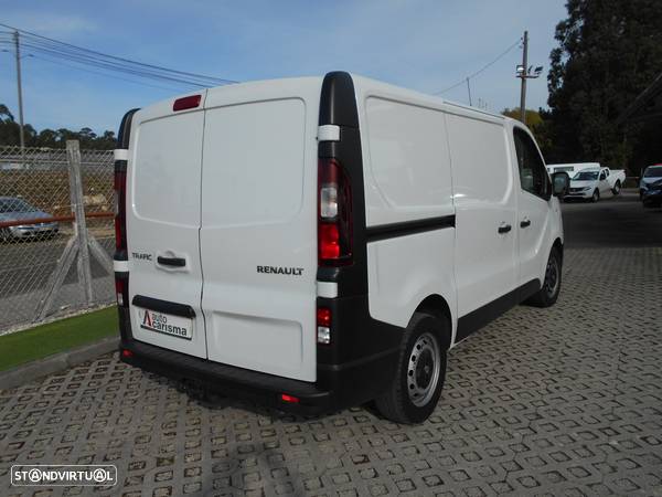 Renault TRAFIC DCI 125CV Energy - 8