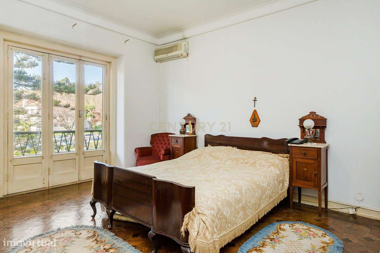 Charmosa Moradia em Alvalade para venda-35