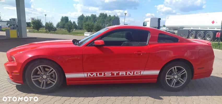 Ford Mustang 3.7 V6 Premium - 12