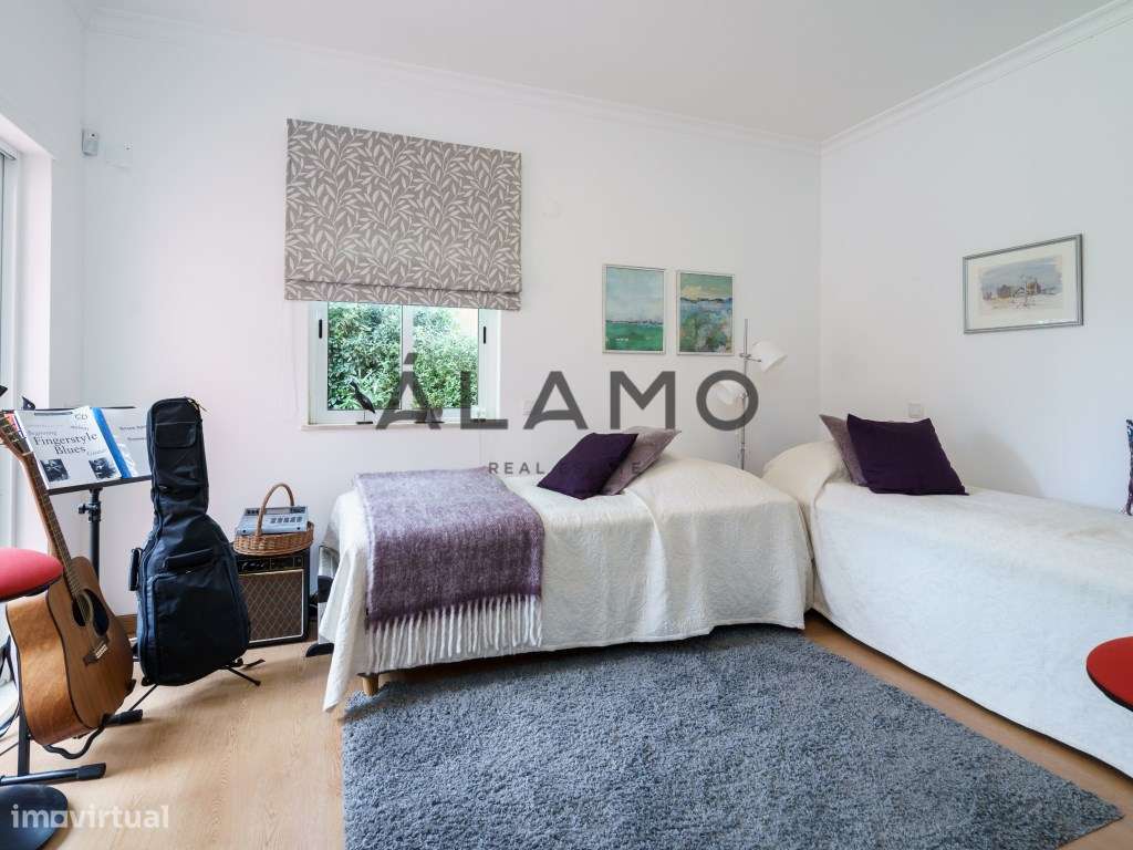 Villa T3 em Condomínio Privado com Piscina-11