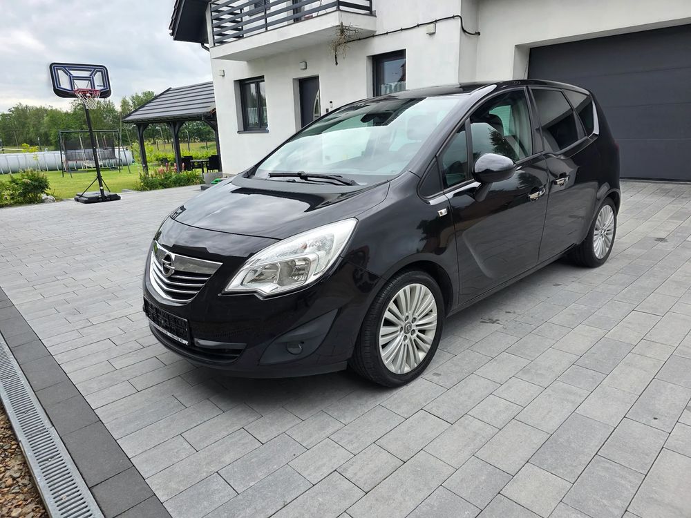 Opel Meriva II 2011