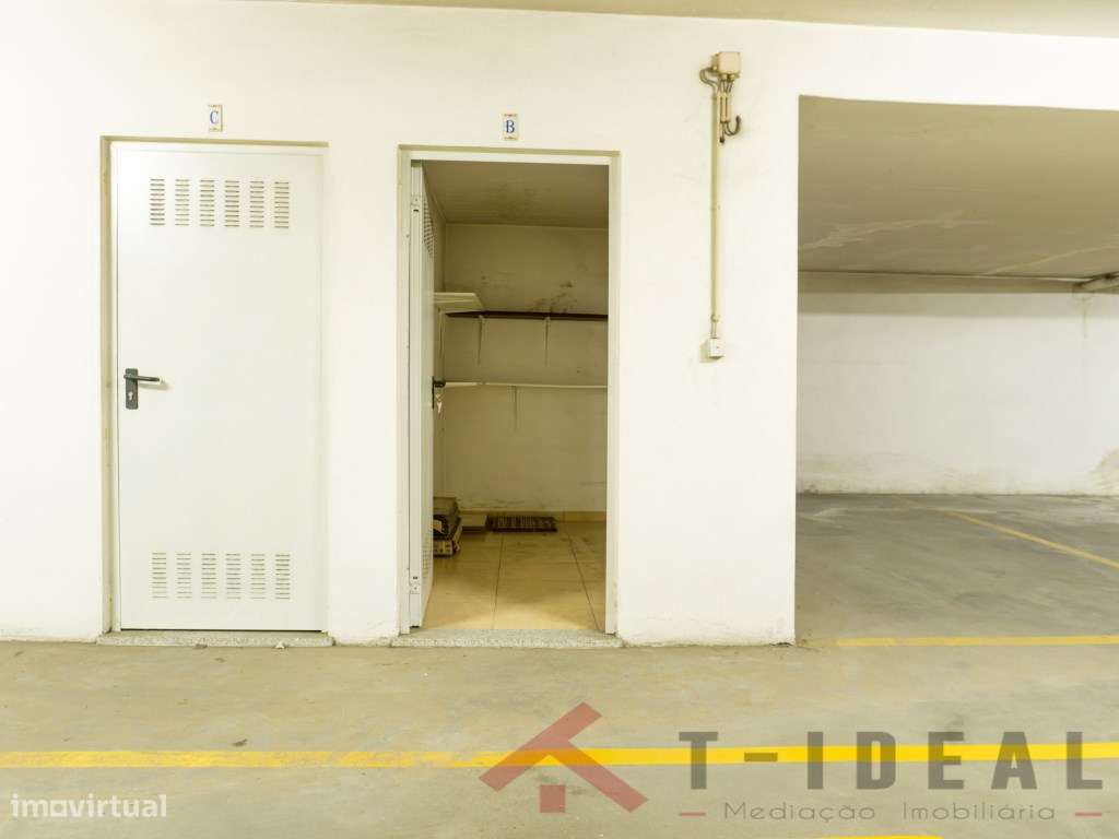 Apartamento T2 com Terraço-38