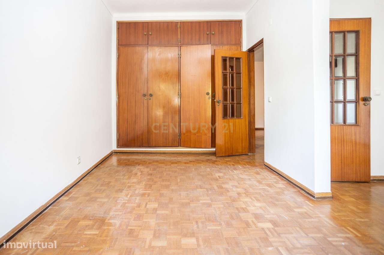 Apartamento T2+1 Quinta Alves da Silva-12