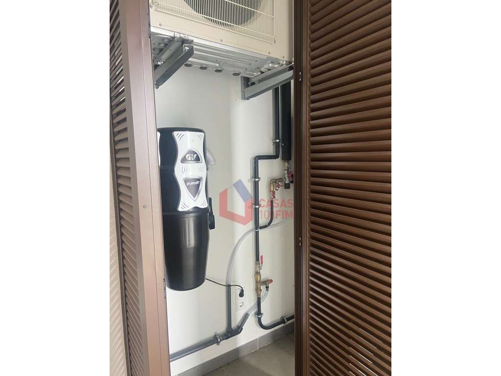 T3 duplex de luxo em Leiria com terraço, jacuzzi e vista panorâmica...-13