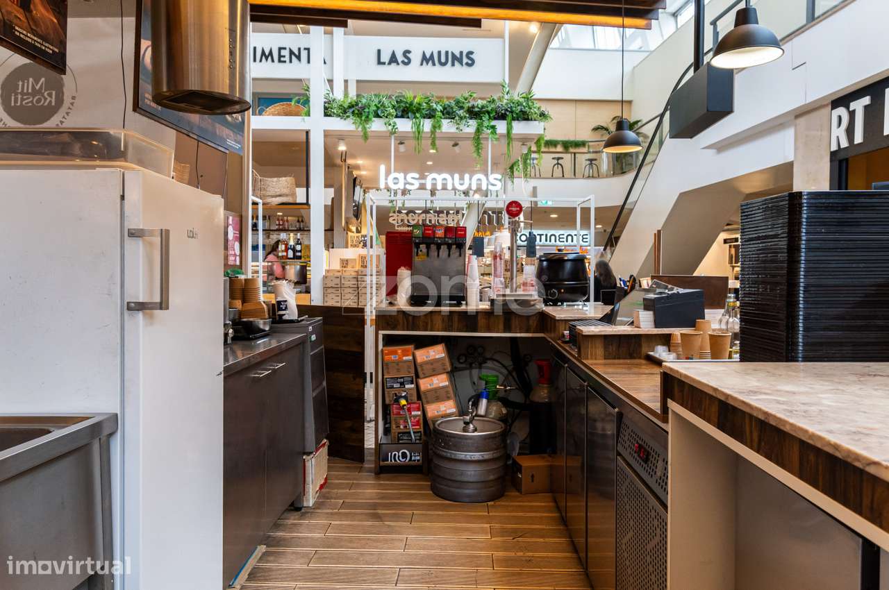 Trespasse de Banca de restauração no Mercado do Bom Sucesso - Grande imagem: 5/21