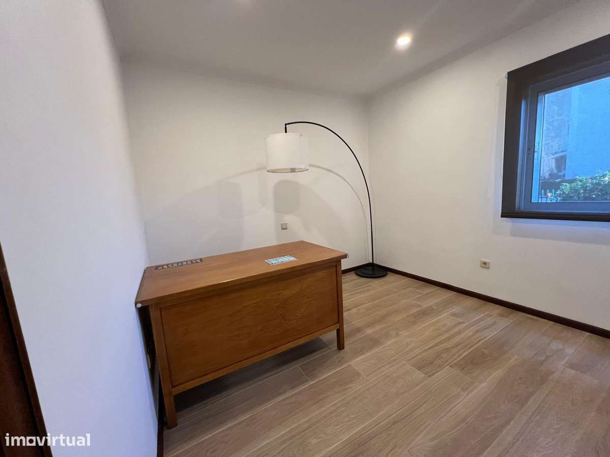 Moradia T4+2  3 Frentes monte dos Burgos-36