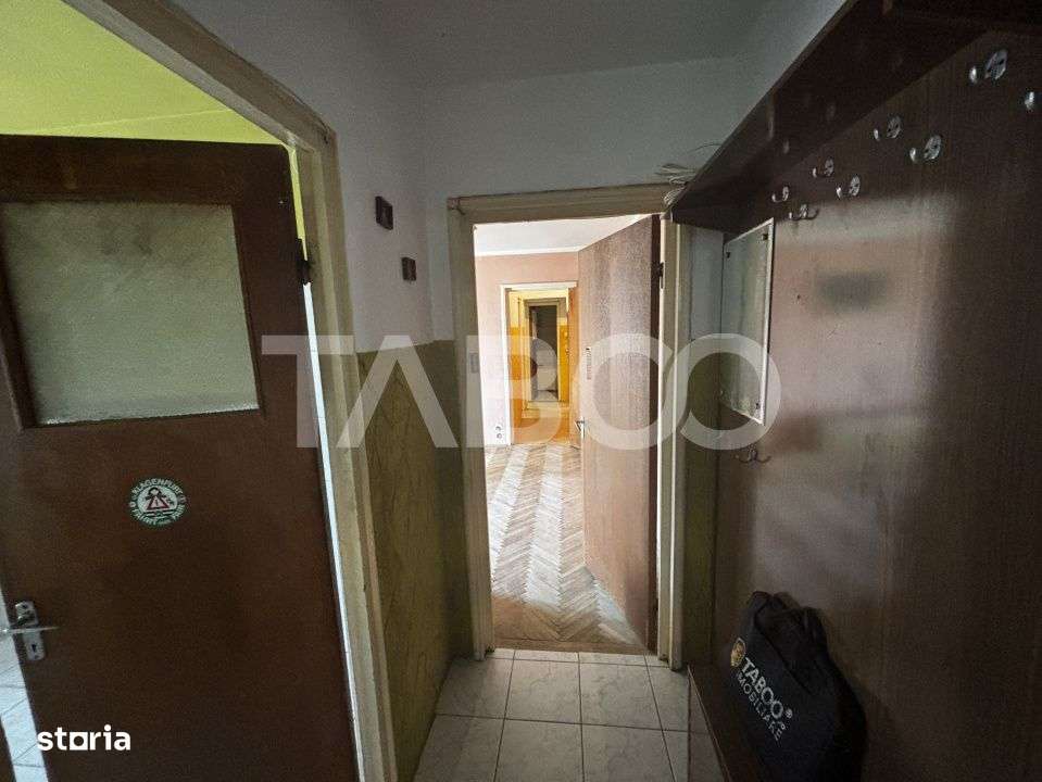 Apartament de vanzare 3 camere 50 mp utili zona Mihai Viteazul - Imagine principală: 4/9