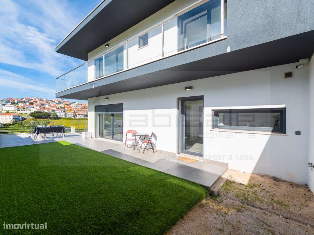 Moradia T4+1 moderna em Vale Grande, Odivelas-18