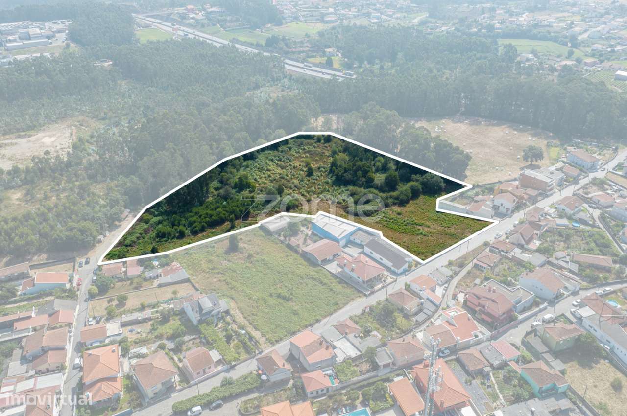 Terreno, 30 000 m², Coronado (São Romão e São Mamede)