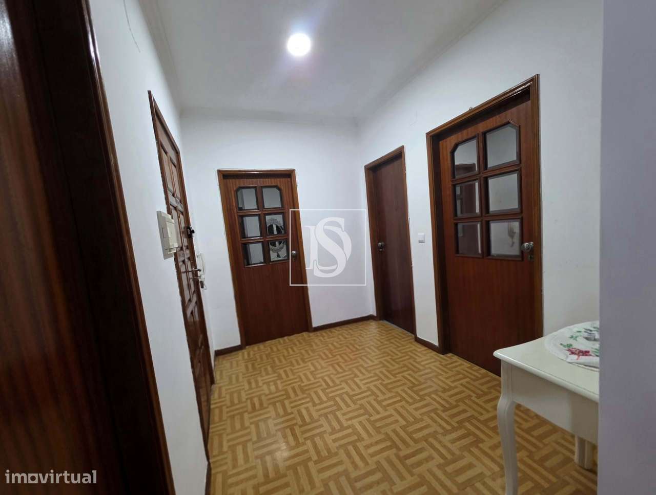 Apartamento T3 no centro de Fafe-5