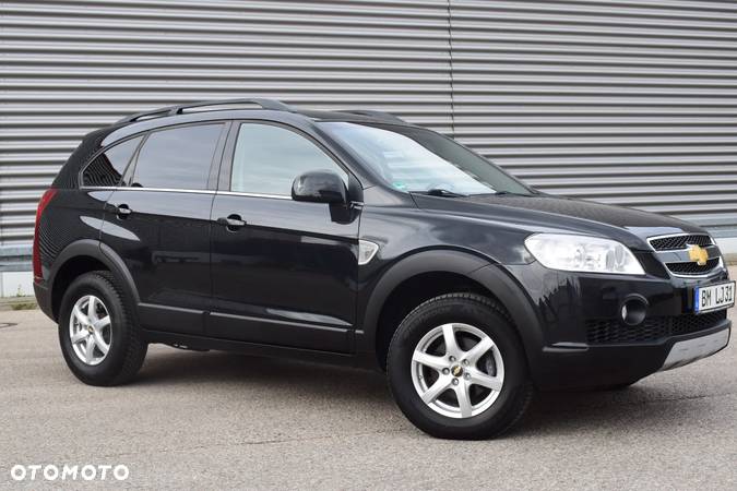 Chevrolet Captiva 2.4 2WD 7 Sitzer LS Family Edition - 4