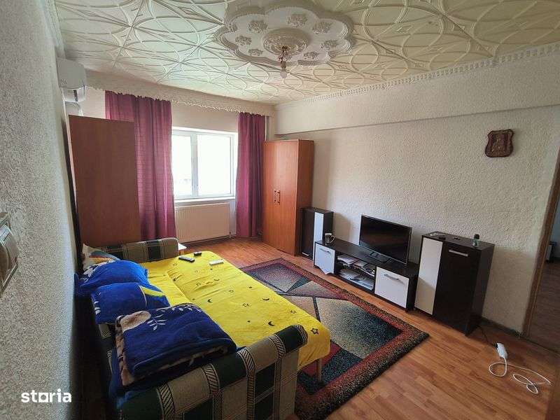 Apartament Rovinari - Imagine principală: 5/8