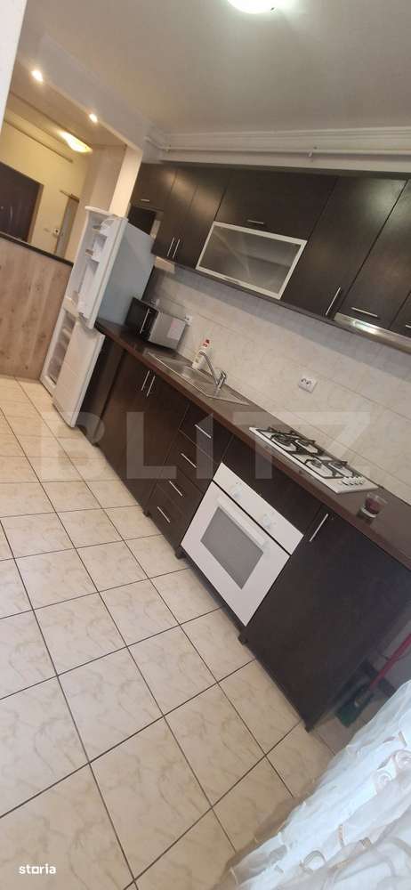 Apartament 2 camere de vanzare - Zona centrala, acces rapid la facilit - Imagine principală: 3/9