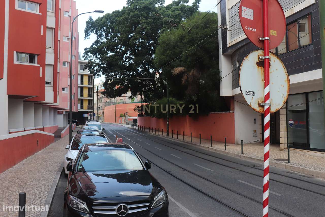 Espetacular escritório - 225m² em Dafundo - Oeiras - Grande imagem: 4/29