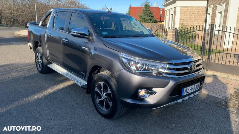 Toyota Hilux 4x4 Double Cab A/T Style - 9