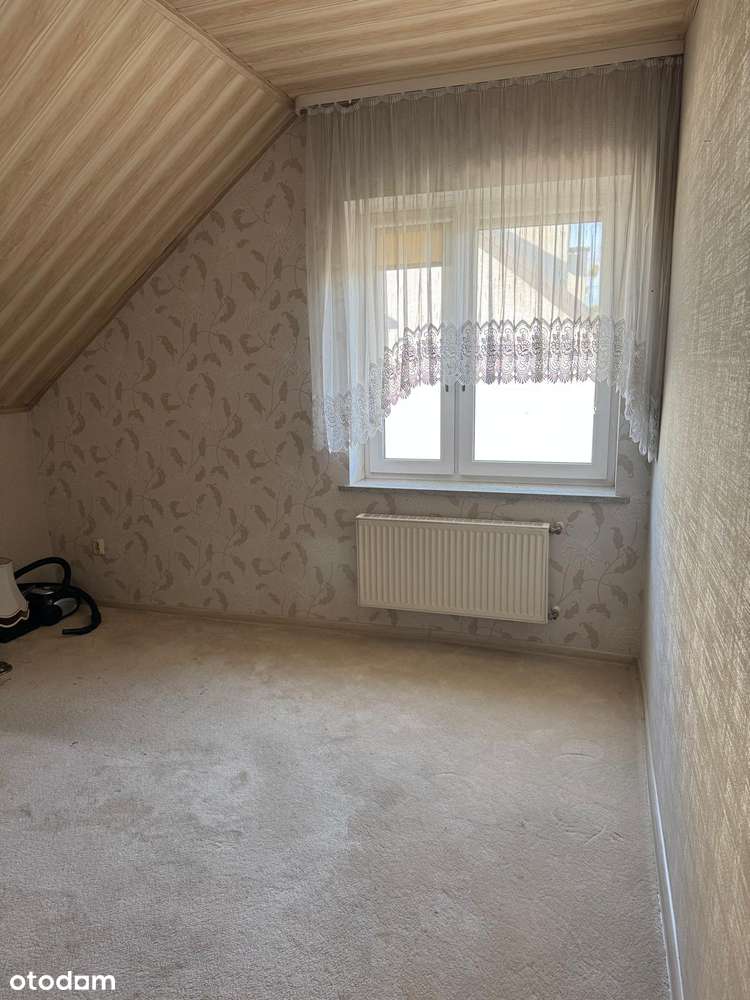 Dom bliźniak plus dodatkowa działka-4