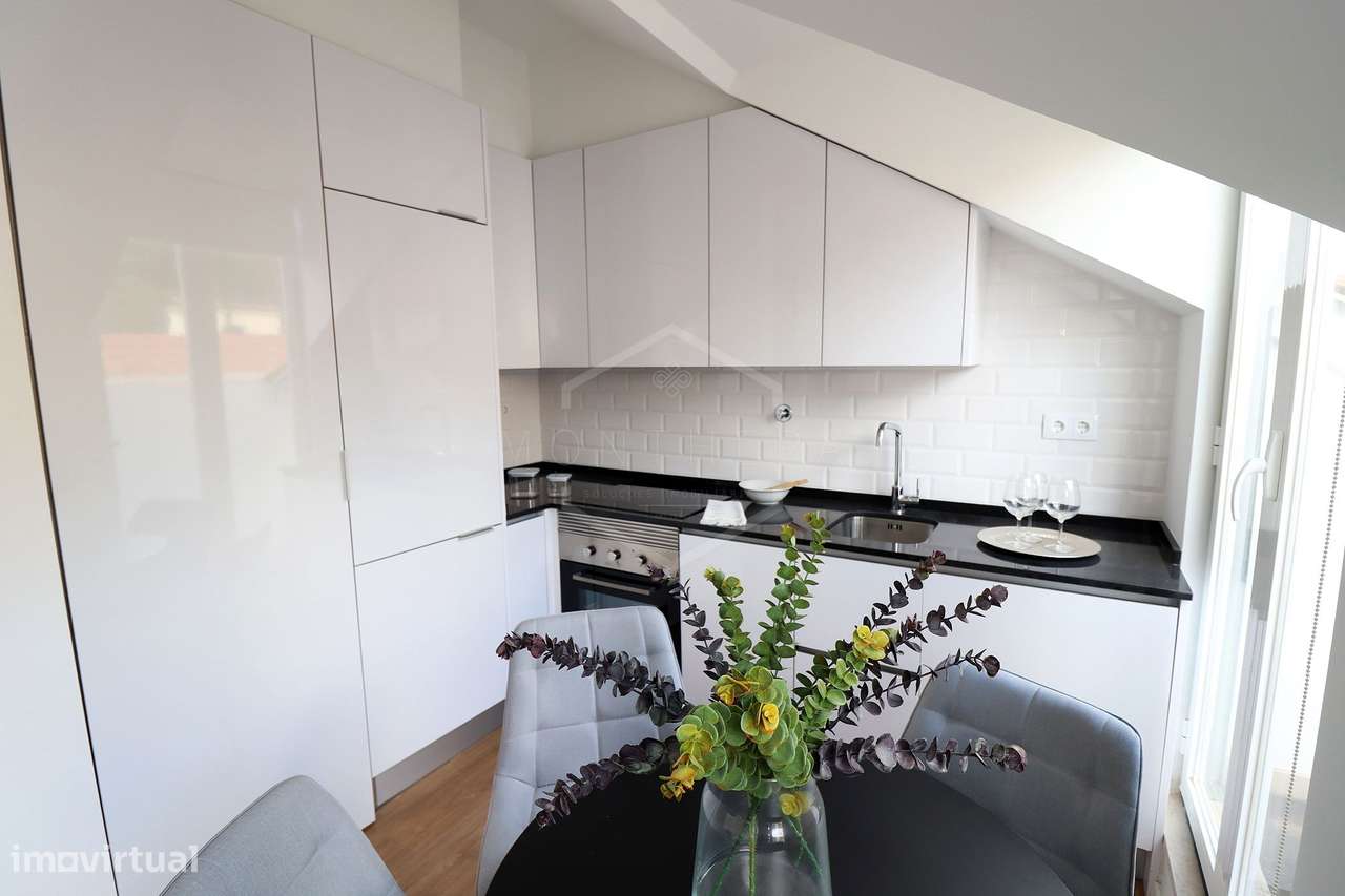 Apartamento T2 remodelado em São Vicente, Lisboa-8