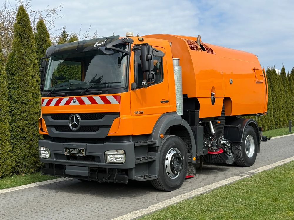 Mercedes-Benz Axor 2013