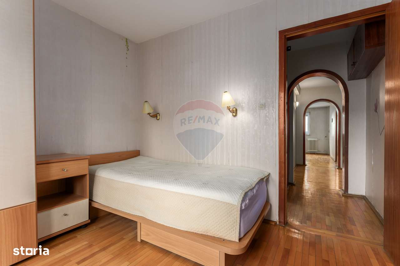 Apartament cu 5 camere de vânzare P-ta Victoriei Veronica Micle-8