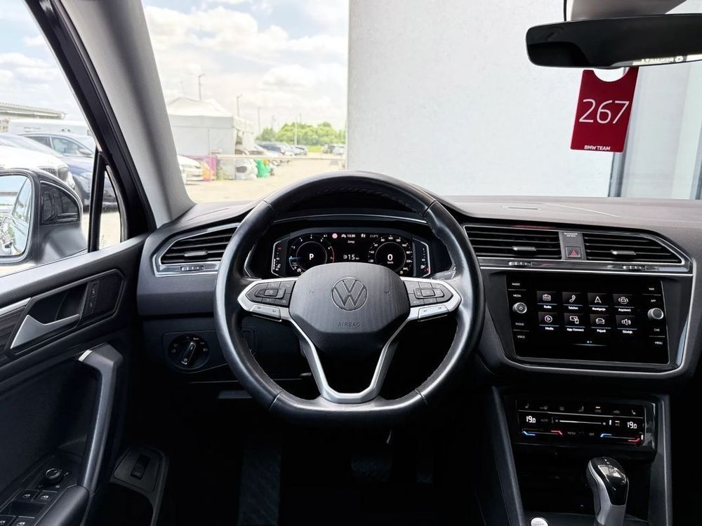 Volkswagen Tiguan 2.0 TSI 4Mot Elegance DSG 2022 — zdjęcie 6