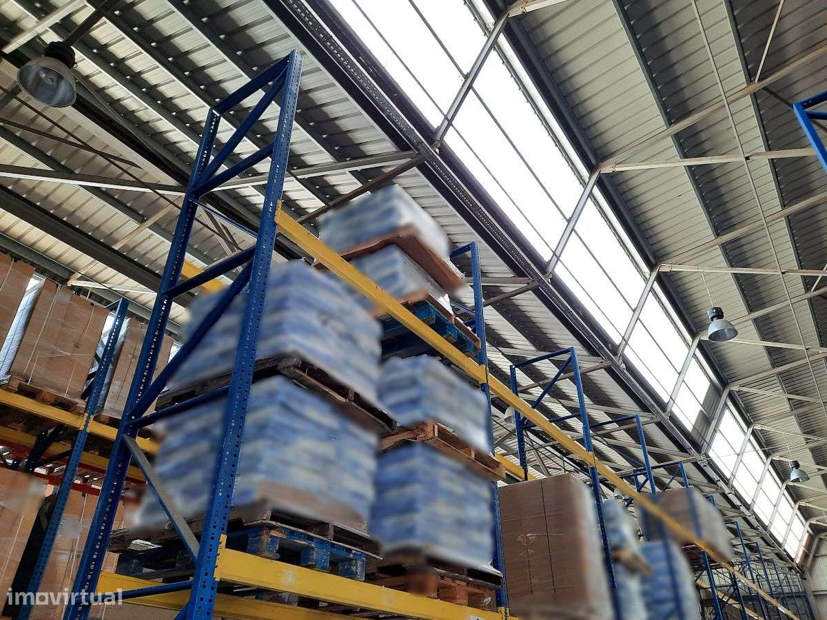 Armazém Venda Palmela | 2.231 m2 | Licença Industrial e Serviços-9