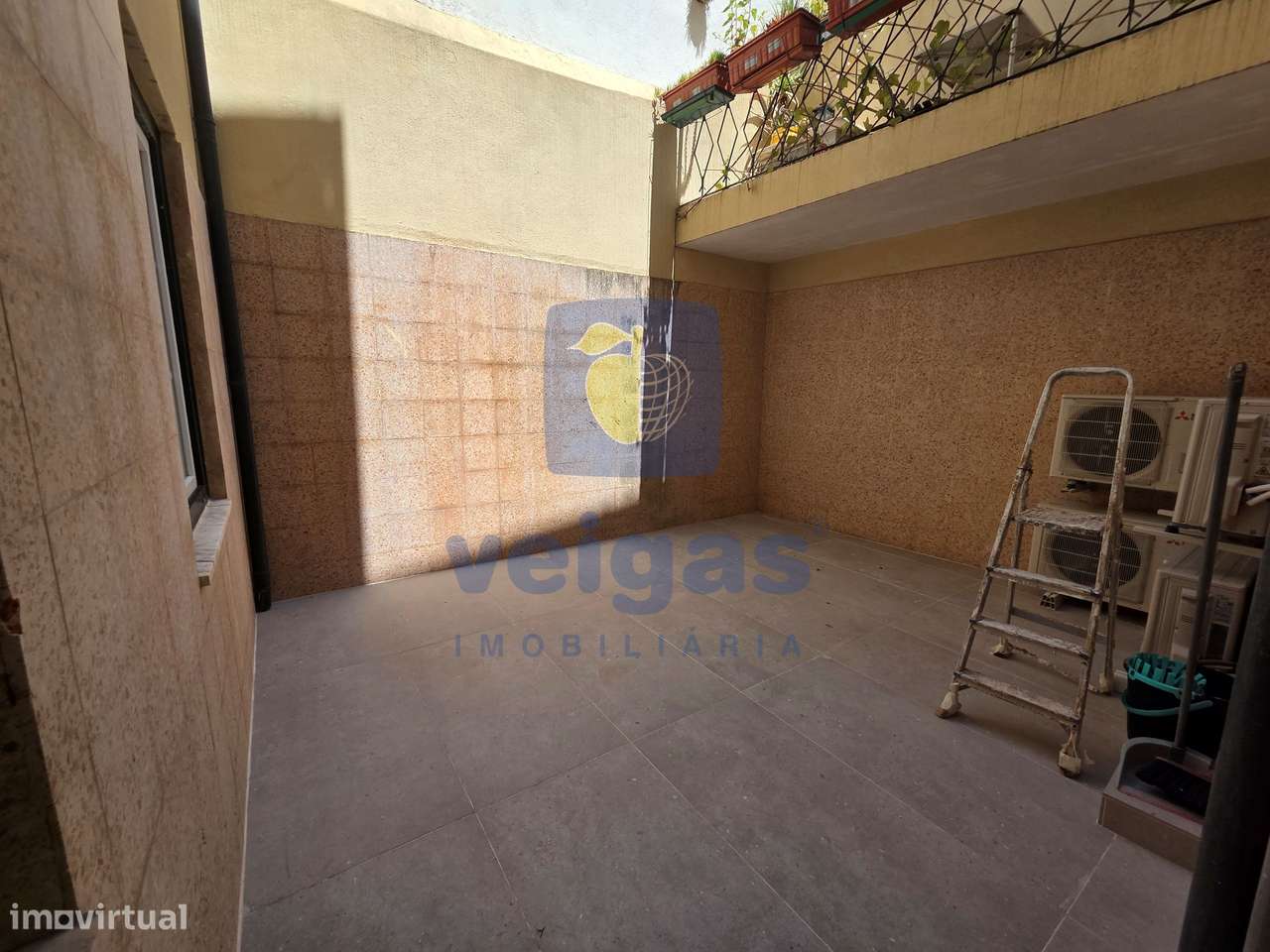 Apartamento T2 na Misericórdia-50