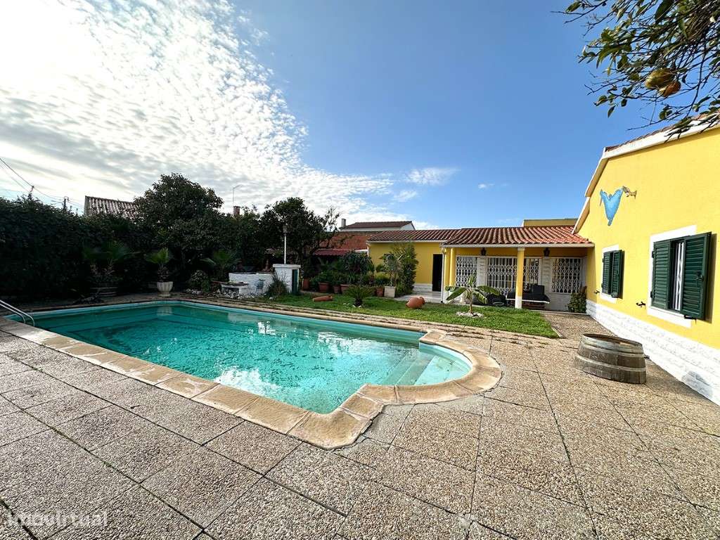 Excelente Moradia a Venda em Azeitao com Piscina, Anexo e Lote de 9... - Grande imagem: 4/33