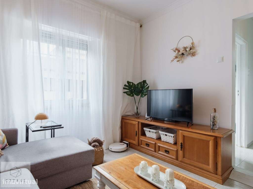 Apartamento T2 em São Domingos de Benfica-1