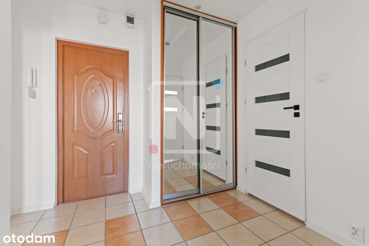 Przy metrze  | Słoneczne | Po remoncie-8