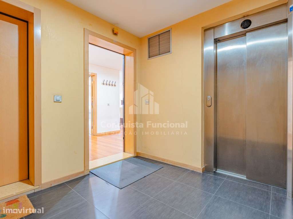 Duplex T2+1 nas Devesas | Totalmente equipado, mobilado e pronto a ...-5