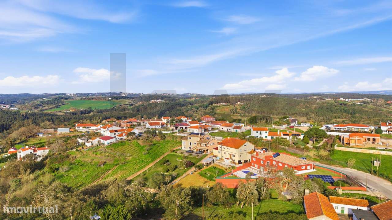 Moradia Isolada T5 com 567m2 em Terreno de 1.870m2 - Grande imagem: 5/60