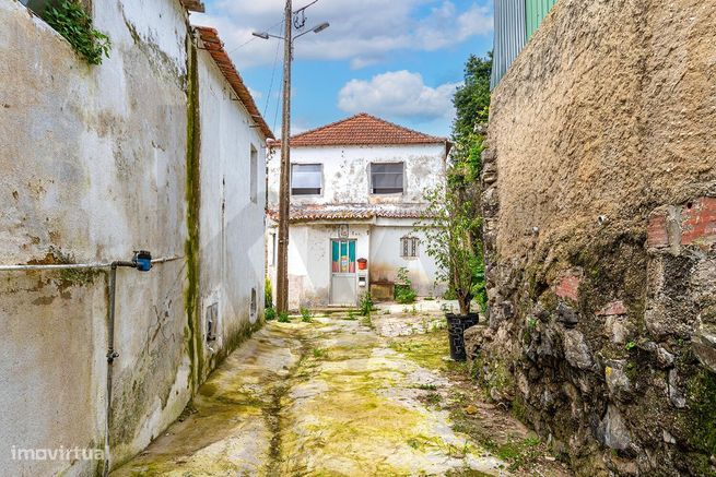 QUINTA para RECUPERAÇÂO c/ 6+2 APARTAMENTOS - BARCARENA - Oeiras-3