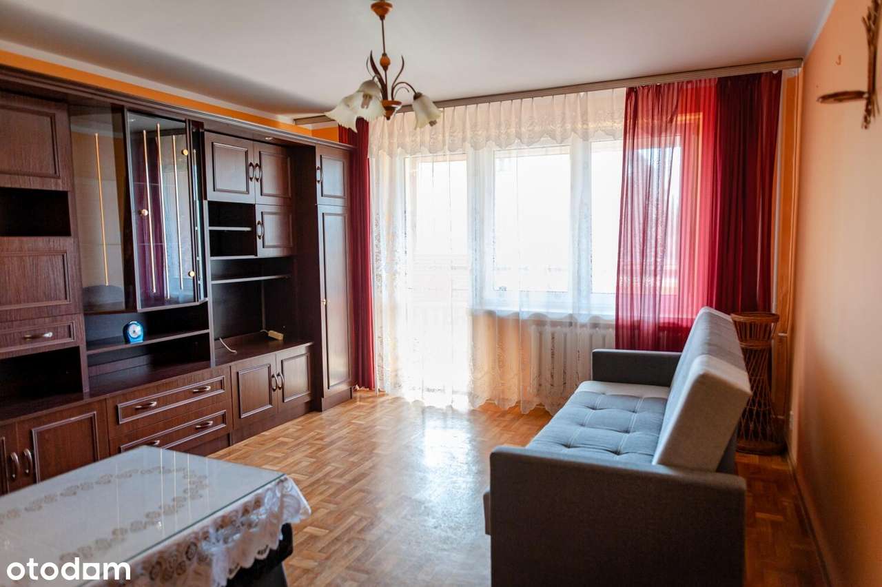 Przestronne mieszkanie na osiedlu Kombatantów-0