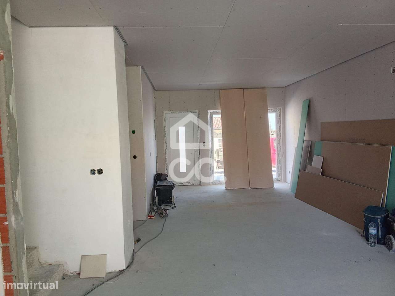 Moradia T4 Nova, em construção, com vista mar e campo em Atalaia, Lour - Grande imagem: 4/37