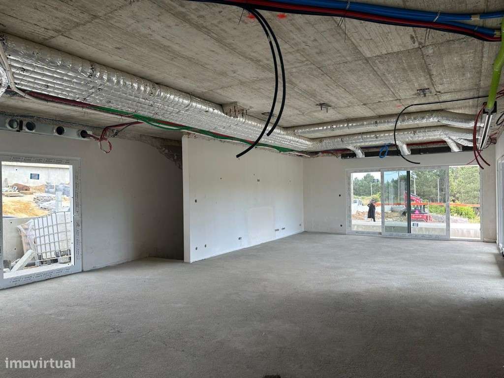 Moradia T5 de Luxo | Vila Alegre, Fernão Ferro-15