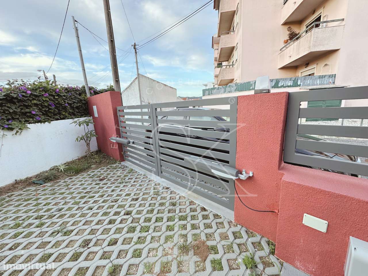 Moradia T3 totalmente renovada-41