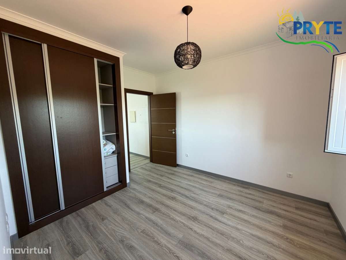 Quinta com moradia T3 , anexos e ruínas em Pedrógão Grande-7