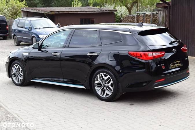 Kia Optima Plug-in Hybrid - 13