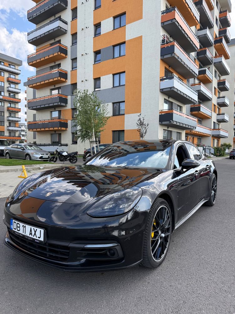 Porsche Panamera 4S 2018