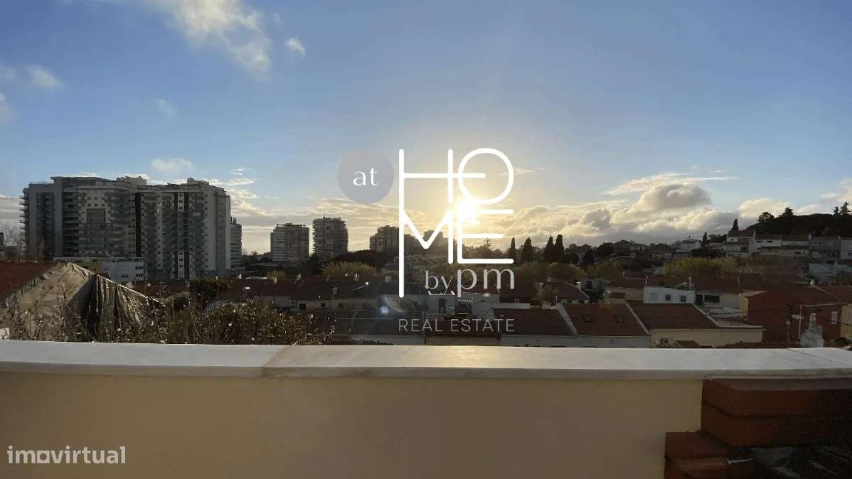 Caramão da Ajuda | Moradia T3 geminada única | Com garagem e terraço-34