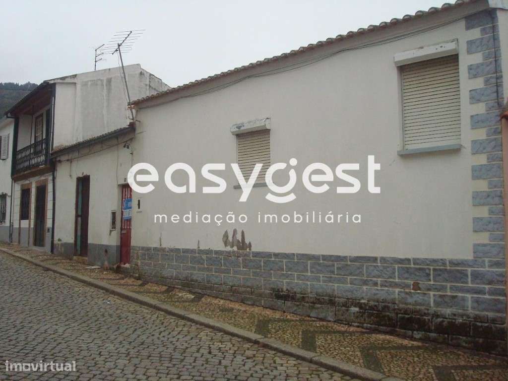 Moradia tripartida em Torre de Moncorvo - Grande imagem: 2/16