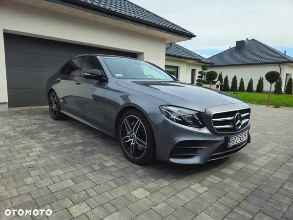 Mercedes-Benz Klasa E 220 d 4-Matic 9G-TRONIC - 1