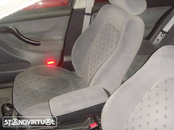 Interior Seat Toledo - 3