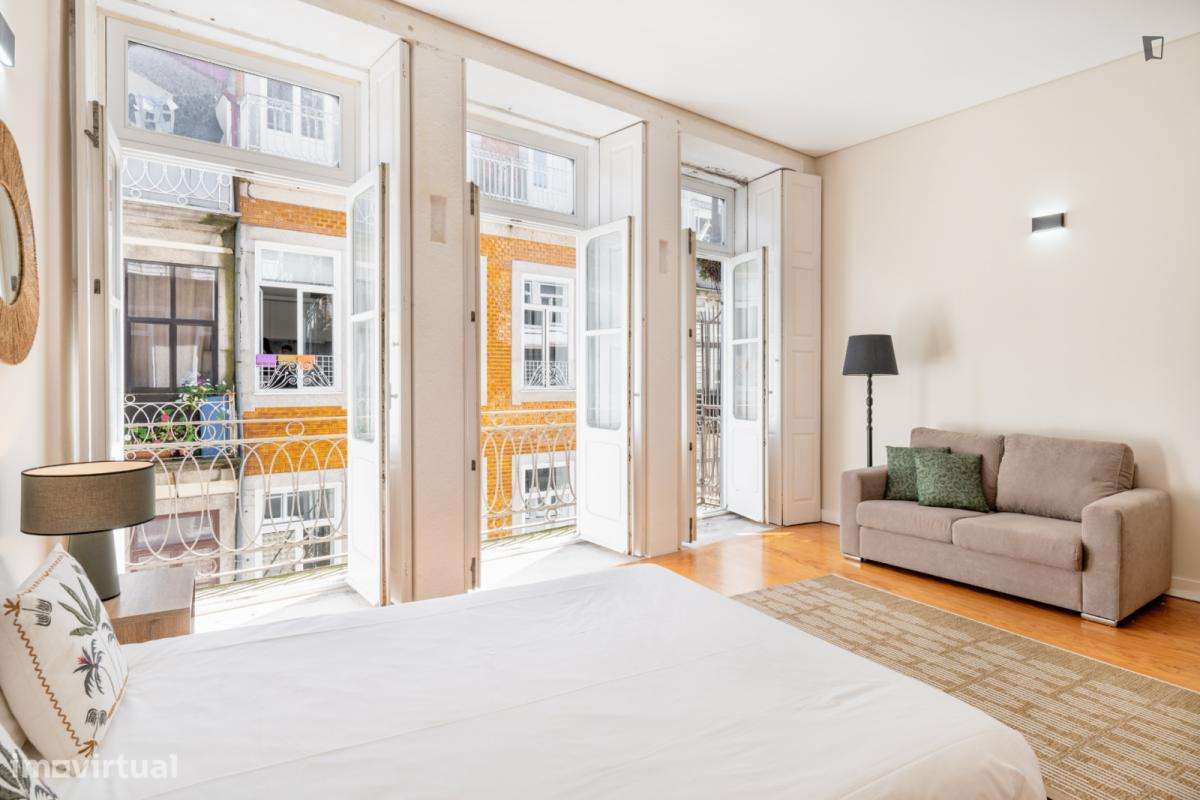 Quarto - localizado em Santo Ildefonso Porto - Grande imagem: 4/8