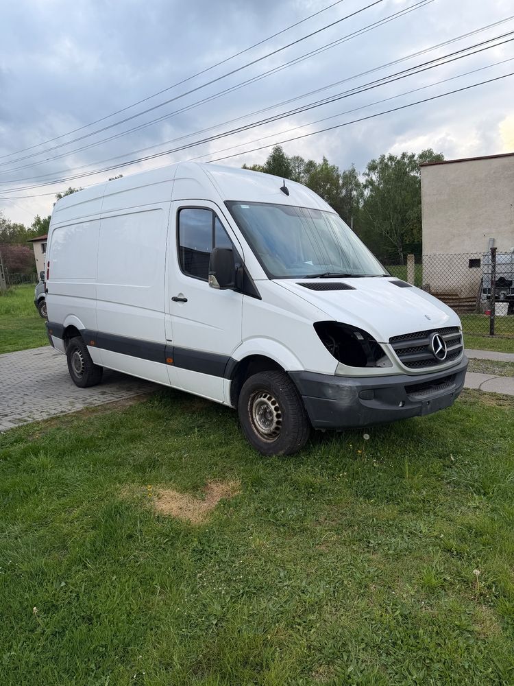 Mercedes-Benz Sprinter 2011
