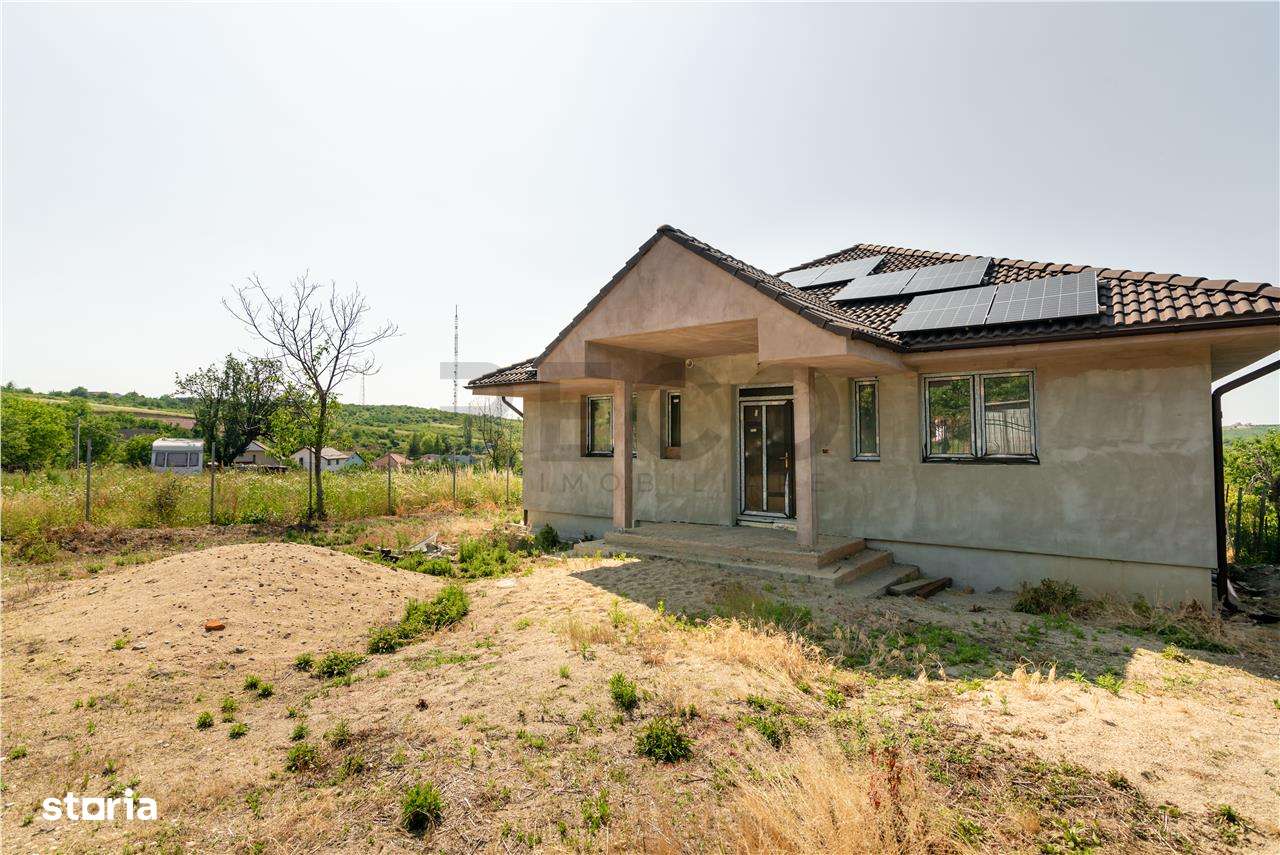 Casa cu living+3 camere cu panorama si teren mare pe Sofiei - Imagine principală: 2/20