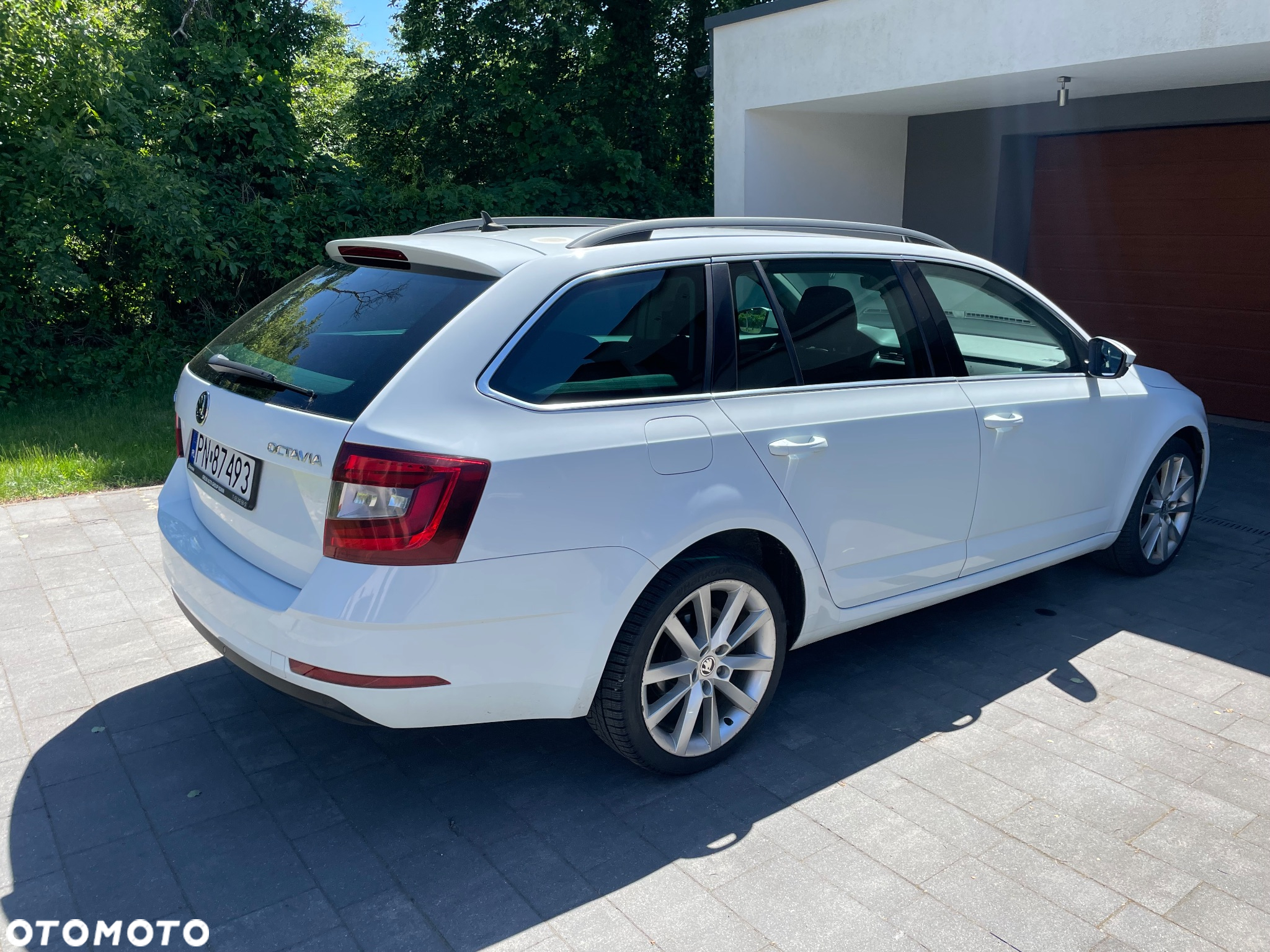 Skoda Octavia 2.0 TDI (Green tec) DSG Style - 3