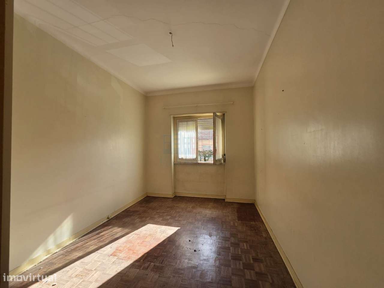 Centro Mem Martins - T4 para remodelação-10