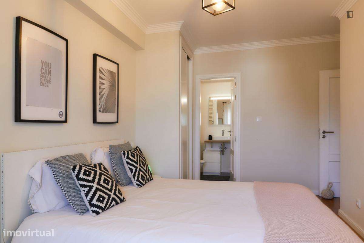 Quarto - localizado em Lisbon - Grande imagem: 5/8